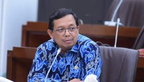 Resmi Dilantik, Herman Khaeron Janji Perjuangkan Aspirasi Warga Cirebon-Indramayu